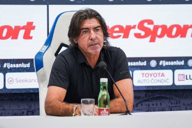 UEFA Europa League Qualifikation 2026 2027 - 2. Runde, 23.07.2027 - HNK Hajduk Split (Kroatien) vs. Pafos FC (Zypern) - Stadion Poljud (Split, Kroatien); Pressekonferenz mit Ricardo Sa Pinto (Pafos) *** UEFA Europa League Qualifying Round 2, 2026–2027, July 23, 2027: HNK Hajduk Split (Croatia) vs. Pafos FC (Cyprus) at Poljud Stadium, Split, Croatia. Press conference with Ricardo Sa Pinto of Pafos Copyright: xLUKAxKOLANOVICx