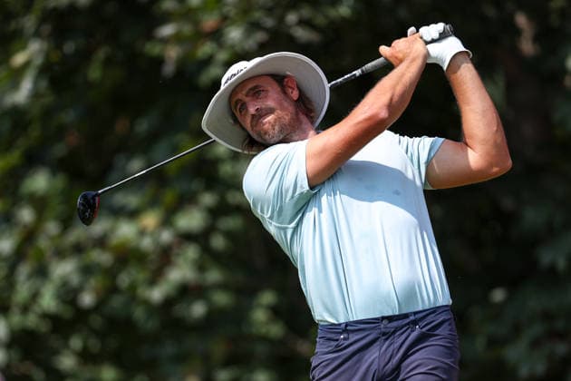Griffin Wood of the United States hits his tee shot on the 16th tee during the first round of the 2026 3M Open at TPC Twin Cities on July 23, 2026 in Blaine, Minnesota. CSM Golf 2026: PGA, Golf Herren 3M Open: Round 1  - ZUMAc04_ 20260723_zma_c04_114 Copyright: xStevenxGarciax