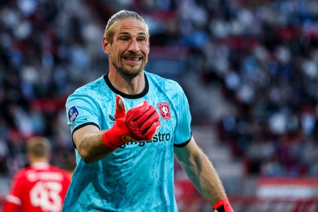 ENSCHEDE, NETHERLANDS - JULY 23: FC Twente goalkeeper Lars Unnerstall gestures during the UEFA Europa League 2026 27 second qualifying round first leg match between FC Twente and Ferencvaros at FC Twente Stadium on July 23, 2026 in Enschede, Netherlands.  Copyright: xRenexNijhuis MBxMediax