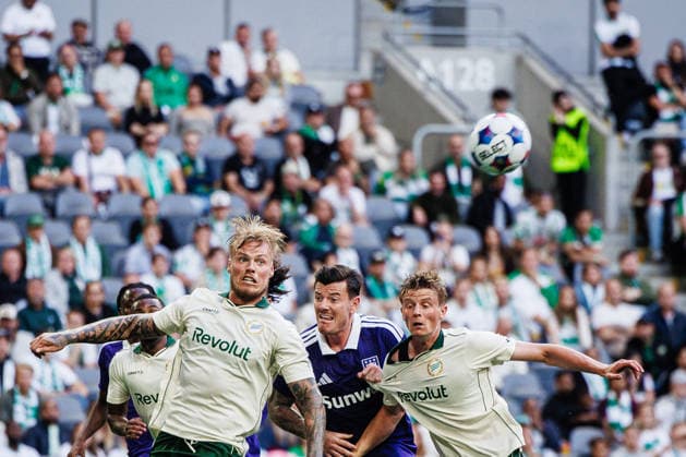 260723 Victor Eriksson and Frederik Winther of Hammarby against Giulian Biancone of Anderlecht during the UEFA Europa League second qualifying round football match between Hammarby and Anderlecht on July 23, 2026 in Stockholm. Photo: Kenta Jönsson BILDBYRAN COP 210 KJ0354 fotboll football soccer fotball uefa europa league europa league kval qualifying round qualification hammarby anderlecht bbeng grappa33 *** July 23, 2026: Victor Eriksson and Frederik Winther of Hammarby face off against Giulian Biancone of Anderlecht during the UEFA Europa League second qualifying round soccer match between Hammarby and Anderlecht on July 23, 2026 in Stockholm. Photo by Kenta Jönsson, BILDBYRAN COP 210 KJ0354. soccer, football, UEFA Europa League, Europa League qualifying round, qualification, Hammarby, Anderlecht, bbeng, grappa33  Copyright: KENTAxJÖNSSON BB260723KJ128