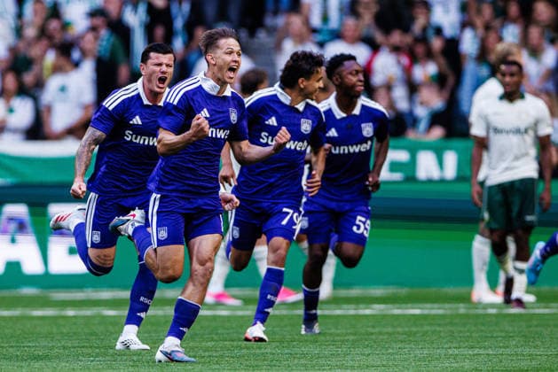 260723 Danylo Sikan of Anderlecht celebrates after 0-1 during the UEFA Europa League second qualifying round football match between Hammarby and Anderlecht on July 23, 2026 in Stockholm. Photo: Kenta Jönsson BILDBYRAN COP 210 KJ0354 fotboll football soccer fotball uefa europa league europa league kval qualifying round qualification hammarby anderlecht bbeng grappa33 jubel *** July 23, 2026: Danylo Sikan of Anderlecht celebrates after scoring the 0-1 goal during the UEFA Europa League second qualifying round soccer match between Hammarby and Anderlecht on July 23, 2026 in Stockholm. Photo by Kenta Jönsson, BILDBYRAN COP 210 KJ0354. soccer, football, UEFA Europa League, Europa League qualifying round, Hammarby, Anderlecht, bbeng, grappa33, celebration  Copyright: KENTAxJÖNSSON BB260723KJ134