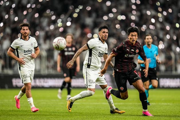 Besiktas JK v Midtjylland - UEFA Europa League 2026 27 Second Qualifying Round First Leg Gue-Sung Cho of Midtjylland is in action during the UEFA Europa League 2026 27 second qualifying round first leg match between Besiktas and FC Midtjylland at Tupras Stadium on July 23, 2026 in Istanbul, Turkey. Istanbul Istanbul Turkey  Copyright: xYagizxGurtugx originalFilename:gurtug-besiktas260723_np0eb.jpg