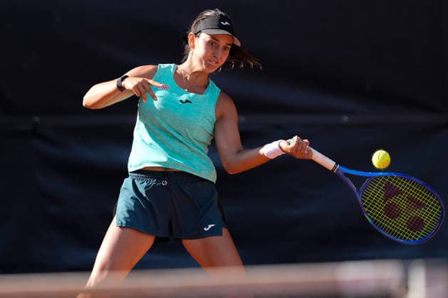 MSC Hamburg Ladies Open - Day 4 Leyre Romero Gormaz of Spain plays with partner Sara Sorribes Tormo of Spain during their round of 16 doubles match against Nastasja Schunk of Germany and Julia Stusek of Germany at the 2026 MSC Hamburg Ladies Open Women s tennis tournament at Am Rothenbaum in Hamburg, Germany. Hamburg Hamburg Germany  Copyright: xOwenxHammondx originalFilename:hammond-2026msch260723_npdyu.jpg
