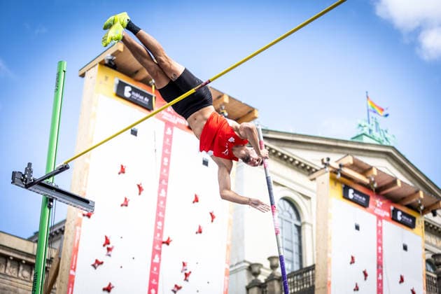 Deutsche Leichtathletik-Meisterschaften Stabhochsprung Männer; Hannover, 23.07.2026 Constantin Rutsch (LG Olympia Dortmund) im Stabhochsprung am Opernplatz; Deutsche Leichtathletik-Meisterschaften Stabhochsprung Männer am 23.07.2026 auf dem Opernplatz in Hannover (Niedersachsen). *** German Track and Field Championships—Men’s Pole Vault, Hanover, July 23, 2026: Constantin Rutsch of LG Olympia Dortmund in the pole vault at Opernplatz. German Track and Field Championships, Men’s Pole Vault, on July 23, 2026, at Opernplatz in Hanover, Lower Saxony Copyright: xBEAUTIFULxSPORTS R.xSchmittx