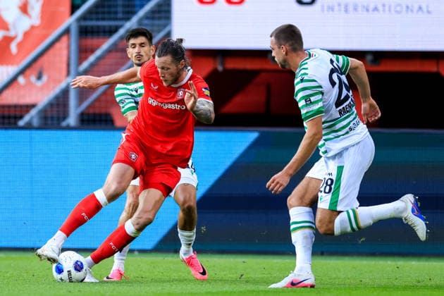 ENSCHEDE, NETHERLANDS - JULY 23: Wout Weghorst of FC Twente dribbles with the ball during the UEFA Europa League 2026 27 second qualifying round first leg match between FC Twente and Ferencvaros at FC Twente Stadium on July 23, 2026 in Enschede, Netherlands.  Copyright: xRenexNijhuis MBxMediax
