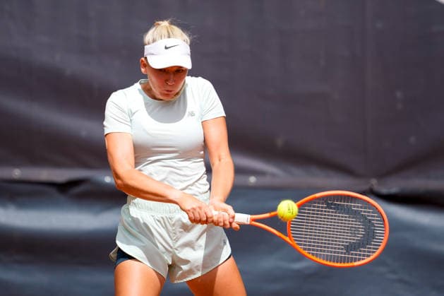 MSC Hamburg Ladies Open - Day 4 Nika Radisic of Slovenia and her playing partner Dalila Jakupovic of Slovenia are in action during their quarterfinal doubles match against Mariia Kozyreva and Elena Pridankina at the 2026 MSC Hamburg Ladies Open women s tennis tournament at Am Rothenbaum in Hamburg, Germany. Hamburg Hamburg Germany  Copyright: xOwenxHammondx originalFilename:hammond-2026msch260723_npXQG.jpg