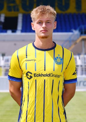 Gabriel Sadlek ; 1. FC Lokomotive Leipzig; Regionalliga Nordost,ÊPorträttermin, 2026 2027 , Leipzig, 21.07.2026 , *** Gabriel Sadlek, 1. FC Lokomotive Leipzig, Northeast Regional League, portrait session, 2026–2027, Leipzig, July 21, 2026, Picture Point