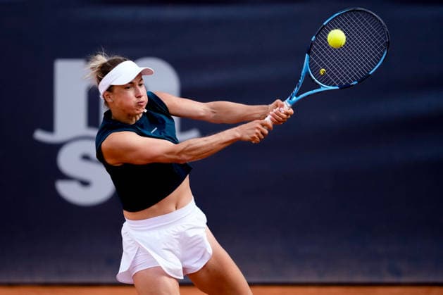 MSC Hamburg Ladies Open - Day 4 Seventh seed Yulia Putintseva of Kazakhstan plays against Elina Avanesyan of Armenia during their round of 16 match at the 2026 MSC Hamburg Ladies Open women s tennis tournament at Am Rothenbaum in Hamburg, Germany. Hamburg Hamburg Germany  Copyright: xOwenxHammondx originalFilename:hammond-2026msch260723_npjpQ.jpg
