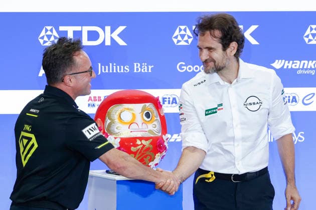 July 24, 2026, Tokyo, Japan: (L to R) Roger Griffiths Team Principal of Andretti Formula E and Tommaso Volpe Managing Director and Team Principal of Nissan Formula E Team, shake hands during a press conference, PK, Pressekonferenz for the Formula E Tokyo E-Prix of the 2025Ã¢â‚¬2026 ABB FIA Formula E World Championship, WM, Weltmeisterschaft at Tokyo Big Sight convention center in Tokyo. Formula E 2026: Tokyo E-Prix  - ZUMAm191 20260724_aap_m191_013 Copyright: xRodrigoxReyesxMarinx