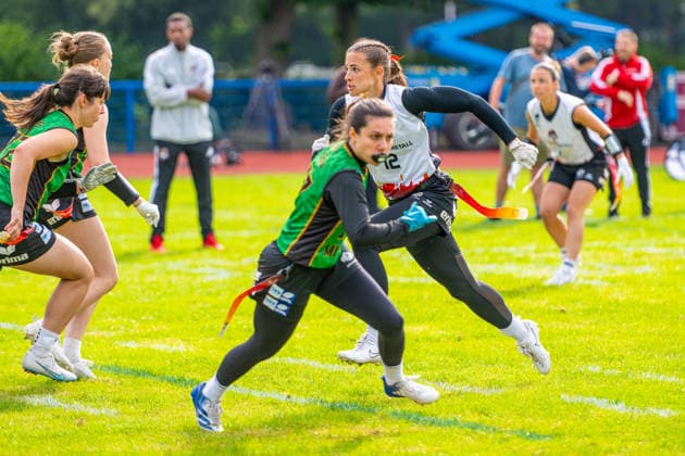 Munich Spatzen (grün) gegen Düsseldorf Firecats (weiß) - Halbfinale Frauen - Flag Football - Die Finals 2026 (24.07.2026, Hannover Erika-Fisch-Stadion (Hannover, GER), *** Munich Spatzen (green) vs. Düsseldorf Firecats (white) Women s Flag Football Semifinal, The Finals 2026, July 24, 2026, Erika Fisch Stadium, Hanover, GER, Copyright: xJanxGuentherx