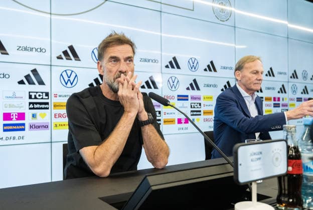 24.07.2026, xfux, Fussball DFB Deutsche Fussball Nationalmannschaft - Pressekonferenz zur Vorstellung von Juergen Jürgen Klopp als Trainer Bundestrainer, v.l. Trainer Juergen Juergen Nobert Klopp (Deutsche Fussball Nationalmannschaft DFB), Hans-Joachim Aki Watzke (Vorsitzender des Aufsichtsrates des Deutschen Fussball Bund DFB) Frankfurt am Main *** July 24, 2026, xfux, Soccer DFB German National Soccer Team Press conference to introduce Jürgen Klopp as head coach, from left: Head Coach Jürgen Norbert Klopp, German National Soccer Team DFB, Hans Joachim Aki Watzke, Chairman of the Supervisory Board of the German Football Association (DFB), Frankfurt am Main
