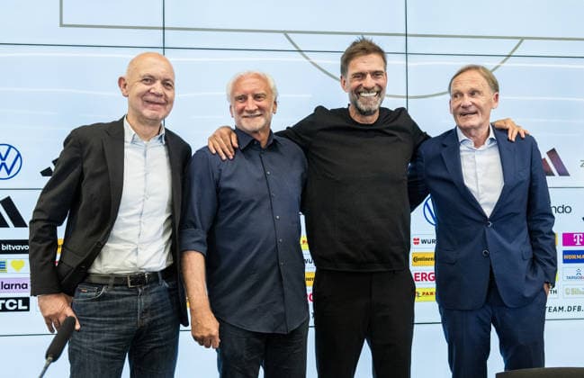 24.07.2026, xfux, Fussball DFB Deutsche Fussball Nationalmannschaft - Pressekonferenz zur Vorstellung von Juergen Jürgen Klopp als Trainer Bundestrainer, v.l. Praesident Präsident Bernd Neuendorf (Deutscher Fussball-Bund DFB), Trainer Juergen Juergen Nobert Klopp (Deutsche Fussball Nationalmannschaft DFB), Hans-Joachim Aki Watzke (Vorsitzender des Aufsichtsrates des Deutschen Fussball Bund DFB) Frankfurt am Main *** July 24, 2026, xfux, Soccer DFB German National Soccer Team Press conference to introduce Jürgen Klopp as head coach, from left: President Bernd Neuendorf of the German Soccer Association (DFB), Head Coach Jürgen Norbert Klopp of the German National Soccer Team (DFB), Hans Joachim Aki Watzke, Chairman of the Supervisory Board of the German Football Association (DFB), Frankfurt am Main