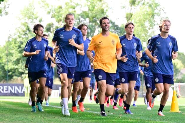 Club Brugge training camp - media activities 24 07 2026 RENNES, FRANCE - July 24 : Siquet Hugo defender of Club Brugge leading the group pictured during a training session on July 24, 2026 in Rennes, France, 24 07 2026 Rennes France  Copyright: xJanxDexMeuleneirx