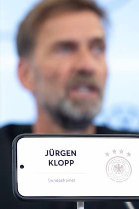 Trainer Bundestrainer Juergen KLOPP (Jürgen, GER) Portraet, Porträt, Portrait, Angeschnittenes Einzelbild, Einzelmotiv, Pressekonferenz des DFB zur Vorstellung von Juergen Klopp als neuer Fussball-Bundestrainer, DFB-Campus in Frankfurt am 24.07.2026 Â *** National Team Coach Jürgen Klopp, GER Portrait, Close-up, Single Image, Single Subject, DFB press conference to introduce Juergen Klopp as the new national soccer coach, DFB Campus in Frankfurt on July 24, 2026 Â