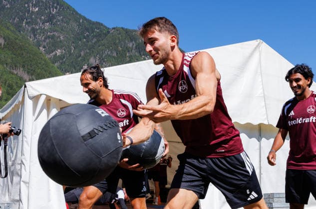 24.07.2026 - Fussball - 2. Fussball-Bundesliga - Saison 2026 2027 - 1. FC Nürnberg FCN Club - Trainingslager Sommer Sommertrainingslager Gais - Bruneck - Südtirol - Zink DaMa - xdaxmax - Adam Markhiev (6, 1. FC Nürnberg FCN ) mit Krafteinheit *** July 24, 2026 Soccer 2 Bundesliga 2026–2027 Season 1 FC Nuremberg (FCN) Club Summer Training Camp Summer Training Camp in Gais, Brunico, South Tyrol Zink DaMa xdaxmax Adam Markhiev 6, 1 FC Nuremberg (FCN) with strength training session