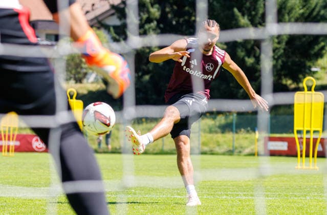 24.07.2026 - Fussball - 2. Fussball-Bundesliga - Saison 2026 2027 - 1. FC Nürnberg FCN Club - Trainingslager Sommer Sommertrainingslager Gais - Bruneck - Südtirol - Zink DaMa - xdaxmax - Rafael Lubach (18, 1. FC Nürnberg FCN ) mit Torschuss *** July 24, 2026 Soccer 2 Bundesliga 2026–2027 Season 1 FC Nuremberg (FCN) Club Summer Training Camp Summer Training Camp in Gais, Brunico, South Tyrol Zink DaMa xdaxmax Rafael Lubach 18, 1 FC Nuremberg (FCN) with a shot on goal