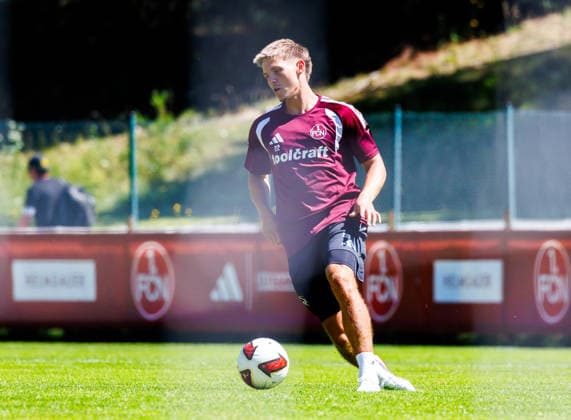 24.07.2026 - Fussball - 2. Fussball-Bundesliga - Saison 2026 2027 - 1. FC Nürnberg FCN Club - Trainingslager Sommer Sommertrainingslager Gais - Bruneck - Südtirol - Zink DaMa - xdaxmax - Finn Becker (22, 1. FC Nürnberg FCN ) *** July 24, 2026 Soccer 2 Bundesliga 2026–2027 Season 1 FC Nuremberg (FCN) Club Summer Training Camp Summer Training Camp in Gais, Brunico, South Tyrol Zink DaMa xdaxmax Finn Becker 22, 1 FC Nuremberg FCN