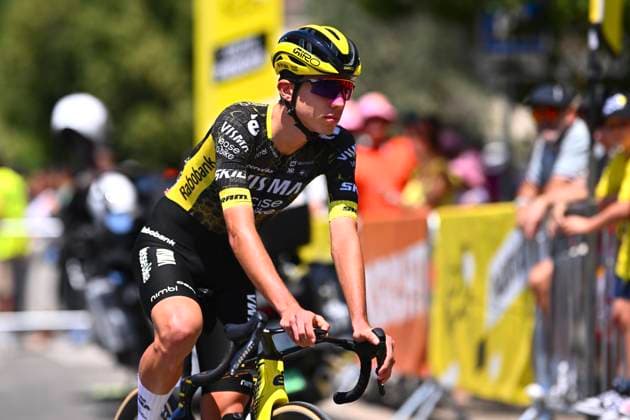 Tour de France 2026 Stage 19 ALPE D HUEZ, FRANCE - JULY 24 : Piganzoli Davide (ITA) of Team Visma Lease a Bike during stage 19 of the 113rd edition of Tour de France an UCI World Tour 2.UWT cycling road race stage for Men Elite of 128 km with start in Gap and finish in Alpe d Huez on July 24, 2026 in Alpe d Huez, France, 24 07 2026 ( Motordriver Kurt Vandenborre - Alpe d Huez France  Copyright: xGvgx