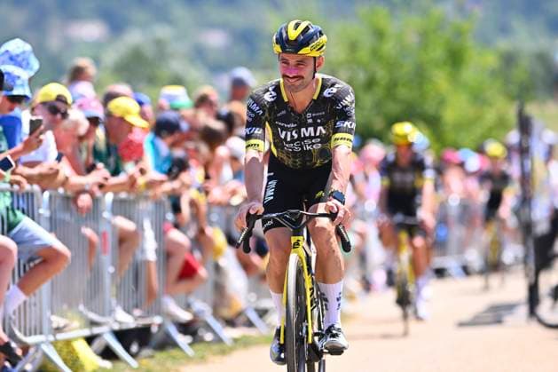 Tour de France 2026 Stage 19 ALPE D HUEZ, FRANCE - JULY 24 : Campenaerts Victor (BEL) of Team Visma Lease a Bike during stage 19 of the 113rd edition of Tour de France an UCI World Tour 2.UWT cycling road race stage for Men Elite of 128 km with start in Gap and finish in Alpe d Huez on July 24, 2026 in Alpe d Huez, France, 24 07 2026 ( Motordriver Kurt Vandenborre - Alpe d Huez France  Copyright: xGvgx