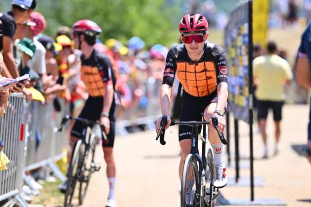 Tour de France 2026 Stage 19 ALPE D HUEZ, FRANCE - JULY 24 : Storer Michael (AUS) of Tudor Pro Cycling Team during stage 19 of the 113rd edition of Tour de France an UCI World Tour 2.UWT cycling road race stage for Men Elite of 128 km with start in Gap and finish in Alpe d Huez on July 24, 2026 in Alpe d Huez, France, 24 07 2026 ( Motordriver Kurt Vandenborre - Alpe d Huez France  Copyright: xGvgx