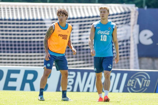 SSC Napoli preseason 2026-27 SSC Napoli™s Italian defender Luca Marianucci and Napoli s Danish forward Rasmus Hojlund during eighth day SSC Napoli s 2026-27 preseason training camp in val di sole in Trentino, Dimaro Folgarida July, 19 2026. _BPH3213 Copyright: xAntonioxBalascox