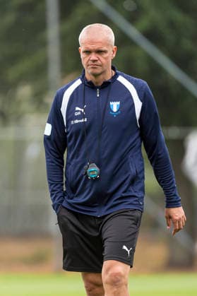260724 Huvudtränare Gaute Helstrup under en träning med Malmö FF den 24 juli 2026 i Malmö. *** 260724 Head Coach Gaute Helstrup during a training session with Malmö FF on July 24, 2026, in Malmö  Copyright: CHRISTIANxÖRNBERG BB260724CO030
