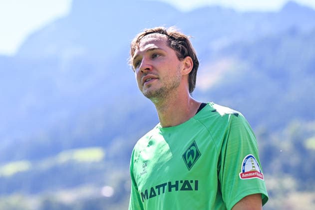 24.07.2026, AUT, Fußball, Herren, 1. Bundesliga, Trainingslager, Saison 2026 2027, Zell am Ziller, SV Werder Bremen Niklas Stark (Werder Bremen, 4) Zell am Ziller Parkstadion Tirol Österreich *** July 24, 2026, Austria, Soccer, Men s, 1. Bundesliga, Training Camp, 2026–2027 Season, Zell am Ziller, SV Werder Bremen, Niklas Stark, Werder Bremen, 4 Zell am Ziller Parkstadion, Tyrol, Austria Copyright: xNordphotox xHafnerx