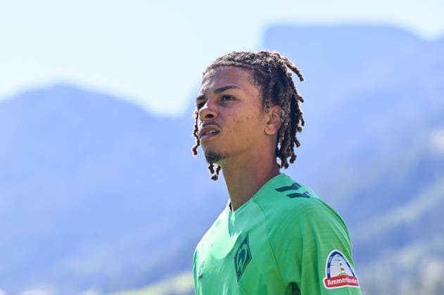 24.07.2026, AUT, Fußball, Herren, 1. Bundesliga, Trainingslager, Saison 2026 2027, Zell am Ziller, SV Werder Bremen Kenny Quentant (Werder Bremen, 19) Zell am Ziller Parkstadion Tirol Österreich *** July 24, 2026, Austria, Soccer, Men s, 1. Bundesliga, Training Camp, 2026–2027 Season, Zell am Ziller, SV Werder Bremen, Kenny Quentant, Werder Bremen, 19, Zell am Ziller Parkstadion, Tyrol, Austria Copyright: xNordphotox xHafnerx