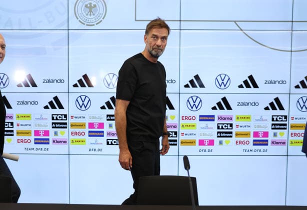 24.07.2026, Fussball DFB-Pressekonferenz, Vorstellung des neuen Bundestrainers Jürgen Klopp DFL DFB REGULATIONS PROHIBIT ANY USE OF PHOTOGRAPHS AS IMAGE SEQUENCES AND OR QUASI-VIDEO. xdcx *** July 24, 2026, DFB Soccer Press Conference, Introduction of the New National Team Coach Jürgen Klopp DFL DFB REGULATIONS PROHIBIT ANY USE OF PHOTOGRAPHS AS IMAGE SEQUENCES AND OR QUASI-VIDEO xdcx Copyright: HMBxMedia Claus