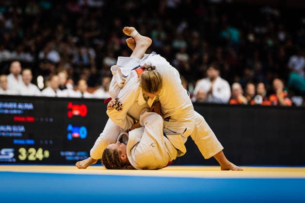 Die Finals 2026 - Ju-Jutsu, 24.07.2026 Alina Flehmer (Team Nord - Rot) Elsa Braun (Team West - Blau) Vorrunde; Die Finals 2026 - Ju-Jutsu am 24.07.2026 in der Swiss Life Hall, Hannover *** The 2026 Ju-Jutsu Finals, July 24, 2026: Alina Flehmer (Team North Red), Elsa Braun (Team West Blue) – Preliminary Round of The 2026 Ju-Jutsu Finals on July 24, 2026, at the Swiss Life Hall in Hanover Copyright: xBEAUTIFULxSPORTS Tonhäuserx