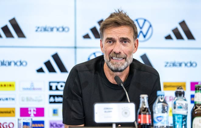 24.07.2026, xfux, Fussball DFB Deutsche Fussball Nationalmannschaft - Pressekonferenz zur Vorstellung von Juergen Jürgen Klopp als Trainer Bundestrainer, v.l. Trainer Juergen Jürgen Nobert Klopp (Deutsche Fussball Nationalmannschaft DFB) Frankfurt am Main *** July 24, 2026, xfux, Soccer, DFB, German National Soccer Team, Press conference to introduce Juergen Jürgen Klopp as head coach, from left: Coach Juergen Jürgen Norbert Klopp, German National Soccer Team, DFB, Frankfurt am Main