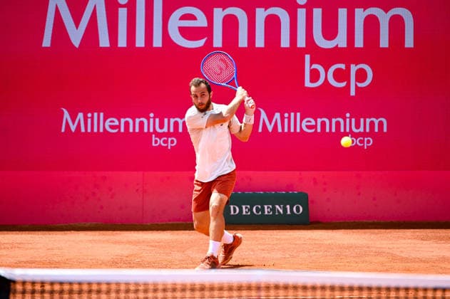 July 24, 2026, Lisbon, Lisbon, Portugal: HUGO GASTON in action during the Quarter-finals at the Millennium Estoril Open ATP, Tennis Herren tennis tournament at Clube de Tenis do Estoril. Lisbon Portugal - ZUMAr238 20260724_zip_r238_015 Copyright: xRicardoxRochax