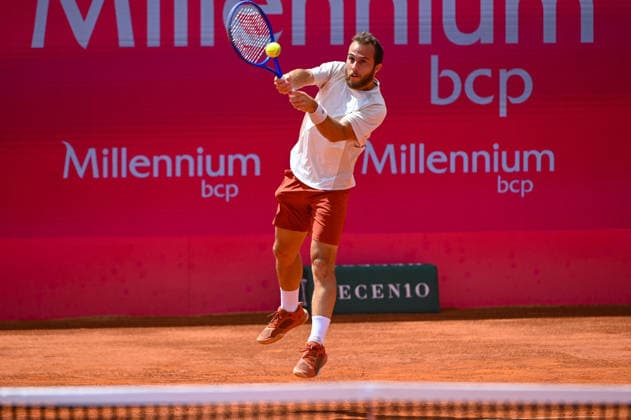 July 24, 2026, Lisbon, Lisbon, Portugal: HUGO GASTON in action during the Quarter-finals at the Millennium Estoril Open ATP, Tennis Herren tennis tournament at Clube de Tenis do Estoril. Lisbon Portugal - ZUMAr238 20260724_zip_r238_020 Copyright: xRicardoxRochax