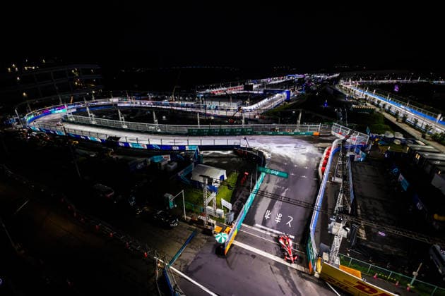 2026 FORMULA E TOKYO ePRIX 48 MORTARA Edoardo (swi), Mahindra Racing, Mahindra M12Electro, action during the Tokyo ePrix, 14th and 15th round of the 2025-26 ABB FIA Formula E World Championship, WM, Weltmeisterschaft on the Tokyo Street Circuit from July 24 to 26, 2026 in Tokyo, Japan - TokyoJapan  Copyright: xBastienxRouxx