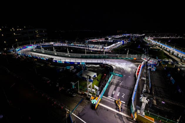 2026 FORMULA E TOKYO ePRIX 33 TICKTUM Dan (gbr), Cupra Kiro, Porsche 99X Electric WCG3, action during the Tokyo ePrix, 14th and 15th round of the 2025-26 ABB FIA Formula E World Championship, WM, Weltmeisterschaft on the Tokyo Street Circuit from July 24 to 26, 2026 in Tokyo, Japan - TokyoJapan  Copyright: xBastienxRouxx