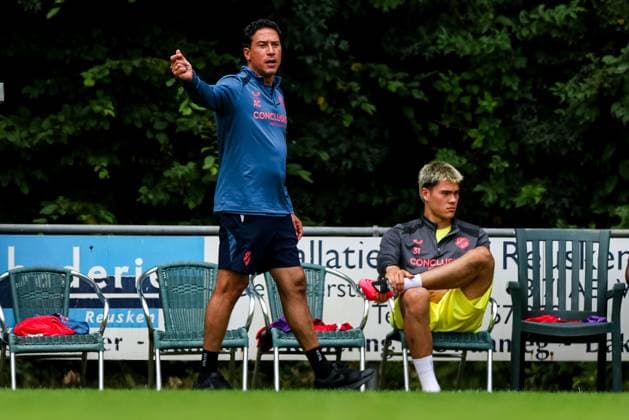EPE , 24-07-2026 , Sportpark Ericaweg , season 2026 2027 , Dutch pre-season football , friendly match between SC Cambuur and FC Utrecht , picture shows FC Utrecht head coach Anthony Correia gestures Cambuur - Utrecht  x205178138x Copyright: