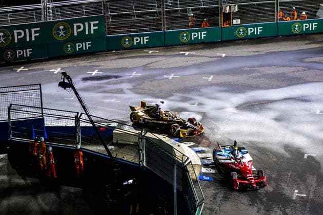 2026 FORMULA E TOKYO ePRIX 25 VERGNE Jean-Eric (fra), CitroÃ«n Racing Formula E Team, CitroÃ«n, 77 BARNARD Taylor (gbr), DS Penske, DS E-Tense FE25, action during the Tokyo ePrix, 14th and 15th round of the 2025-26 ABB FIA Formula E World Championship, WM, Weltmeisterschaft on the Tokyo Street Circuit from July 24 to 26, 2026 in Tokyo, Japan - TokyoJapan  Copyright: xBastienxRouxx