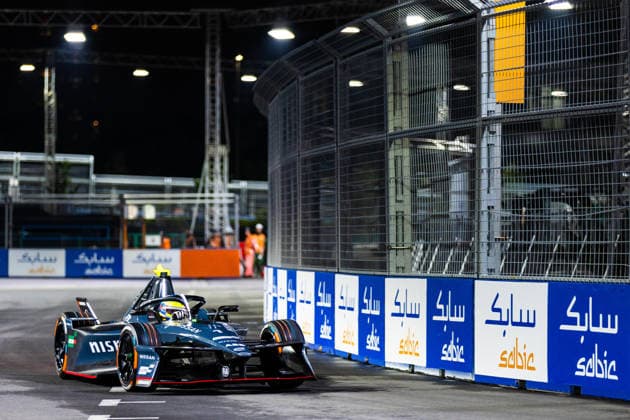 2026 FORMULA E TOKYO ePRIX 01 ROWLAND Oliver (gbr), Nissan Formula E Team, Nissan e-4ORCE 05, action during the Tokyo ePrix, 14th and 15th round of the 2025-26 ABB FIA Formula E World Championship, WM, Weltmeisterschaft on the Tokyo Street Circuit from July 24 to 26, 2026 in Tokyo, Japan - TokyoJapan  Copyright: xDamienxDoumerguex