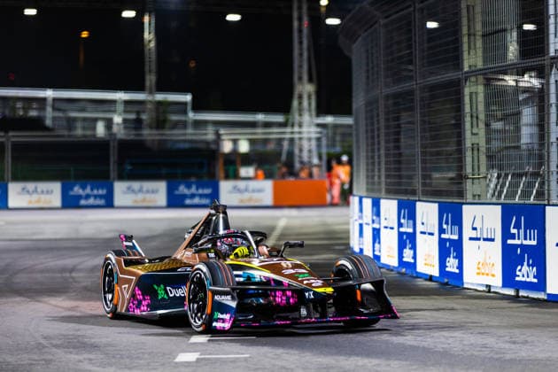 2026 FORMULA E TOKYO ePRIX 33 TICKTUM Dan (gbr), Cupra Kiro, Porsche 99X Electric WCG3, action during the Tokyo ePrix, 14th and 15th round of the 2025-26 ABB FIA Formula E World Championship, WM, Weltmeisterschaft on the Tokyo Street Circuit from July 24 to 26, 2026 in Tokyo, Japan - TokyoJapan  Copyright: xDamienxDoumerguex