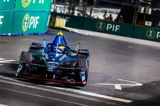 2026 FORMULA E TOKYO ePRIX 01 ROWLAND Oliver (gbr), Nissan Formula E Team, Nissan e-4ORCE 05, action during the Tokyo ePrix, 14th and 15th round of the 2025-26 ABB FIA Formula E World Championship, WM, Weltmeisterschaft on the Tokyo Street Circuit from July 24 to 26, 2026 in Tokyo, Japan - TokyoJapan  Copyright: xBastienxRouxx