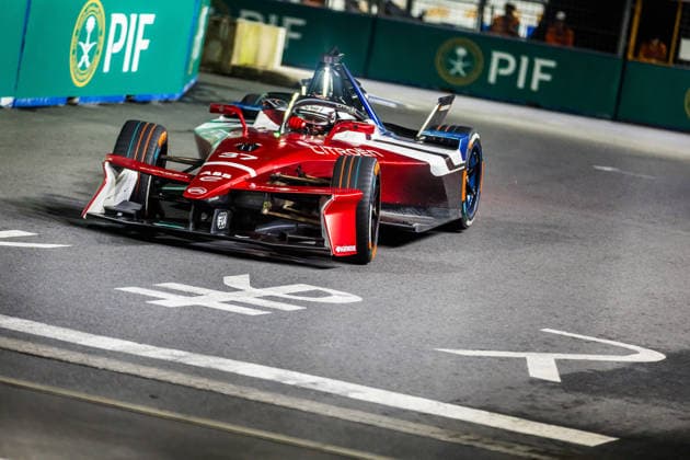 2026 FORMULA E TOKYO ePRIX 37 CASSIDY Nick (nzl), CitroÃ«n Racing Formula E Team, CitroÃ«n, action during the Tokyo ePrix, 14th and 15th round of the 2025-26 ABB FIA Formula E World Championship, WM, Weltmeisterschaft on the Tokyo Street Circuit from July 24 to 26, 2026 in Tokyo, Japan - TokyoJapan  Copyright: xBastienxRouxx