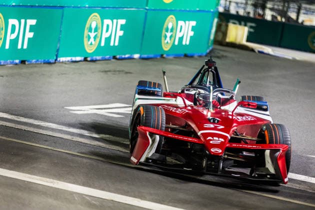 2026 FORMULA E TOKYO ePRIX 37 CASSIDY Nick (nzl), CitroÃ«n Racing Formula E Team, CitroÃ«n, action during the Tokyo ePrix, 14th and 15th round of the 2025-26 ABB FIA Formula E World Championship, WM, Weltmeisterschaft on the Tokyo Street Circuit from July 24 to 26, 2026 in Tokyo, Japan - TokyoJapan  Copyright: xBastienxRouxx