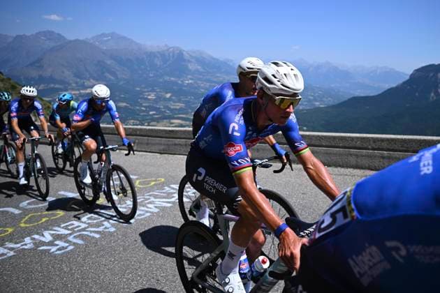 Tour de France 2026 Stage 19 ALPE D HUEZ, FRANCE - JULY 24 : Van Der Poel Mathieu (NED) of Alpecin - Premier Tech during stage 19 of the 113rd edition of Tour de France an UCI World Tour 2.UWT cycling road race stage for Men Elite of 128 km with start in Gap and finish in Alpe d Huez on July 24, 2026 in Alpe d Huez, France, 24 07 2026 ( Motordriver Kurt Vandenborre - Alpe d Huez France  Copyright: xGvgx