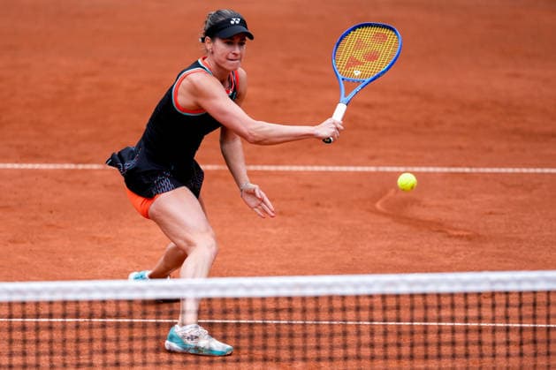MSC Hamburg Ladies Open - Day 5 Fourth seed Anna Bondar of Hungary is in action during her quarterfinal match against Alina Charaeva of Armenia at the 2026 MSC Hamburg Ladies Open women s tennis tournament at Am Rothenbaum in Hamburg, Germany. Hamburg Hamburg Germany  Copyright: xOwenxHammondx originalFilename:hammond-2026msch260724_npZCQ.jpg