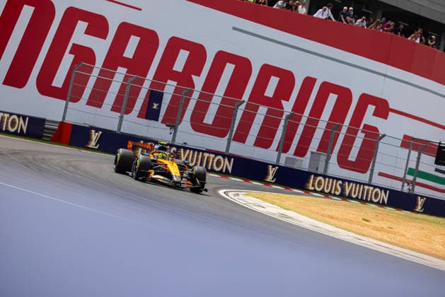 Formula 1 AWS Hungarian Grand Prix 2026 Maxime Le Juste OVERTAKE MAXPPP - Budapest 24 07 2026 01 NORRIS Lando (gbr), McLaren Mastercard F1 Team, action at the Formula 1 AWS Hungarian Grand Prix 2026, the 11th round of the 2026 FIA Formula 1 World Championship, WM, Weltmeisterschaft at the Hungaroring in Budapest, Hungary, from 23 to 26 July 2026 Budapest Hungaroring Hungary  Copyright: xOVERTAKE MAXPPPxMaximexLexJustex OVT202607248329 OVT202607248329