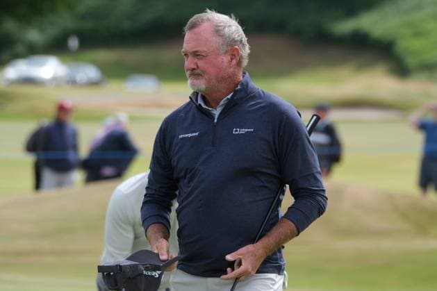 UK: The ISPS HANDA Senior Open Championship at King‚Äôs Course, Gleneagles, Scotland on 24 July 2026: Pictured: Clubhouse leader on -6 Jerry Kelly (USA) on the 18th green during the second round of the ISPS Handa Senior Open Championship 2026 Gleneagles King‚Äôs Course Scotland Scotland Copyright: xAlexxToddx