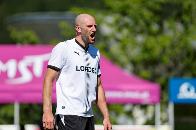 Matt Clarke (Derby County, 05), Mimik, Gesichtsausdruck, Emotion , Österreich, Fussball, Testspiel, 2026 2027, SC Freiburg vs. Derby County, 24.07.2026, Imst Velly Arena Österreich *** Matt Clarke, Derby County, 05, Facial Expressions, Emotion, Austria, Soccer, Friendly Match, 2026–2027, SC Freiburg vs. Derby County, July 24, 2026, Imst Velly Arena, Austria Copyright: xGrantxHubbsx