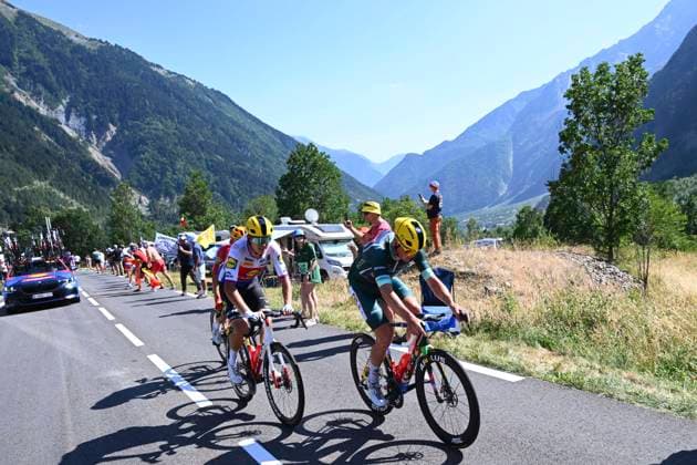 Tour de France 2026 Stage 19 ALPE D HUEZ, FRANCE - JULY 24 : Vacek Mathias (CZE) of Lidl - Trek, Pedersen Mads (DEN) of Lidl - Trek during stage 19 of the 113rd edition of Tour de France an UCI World Tour 2.UWT cycling road race stage for Men Elite of 128 km with start in Gap and finish in Alpe d Huez on July 24, 2026 in Alpe d Huez, France, 24 07 2026 ( Motordriver Kurt Vandenborre - Alpe d Huez France  Copyright: xGvgx
