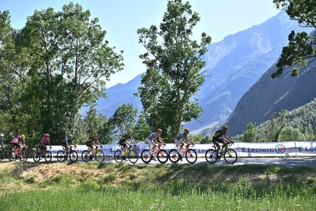 Tour de France 2026 Stage 19 ALPE D HUEZ, FRANCE - JULY 24 : illustration picture of the riders during stage 19 of the 113rd edition of Tour de France an UCI World Tour 2.UWT cycling road race stage for Men Elite of 128 km with start in Gap and finish in Alpe d Huez on July 24, 2026 in Alpe d Huez, France, 24 07 2026 ( Motordriver Kurt Vandenborre - Alpe d Huez France  Copyright: xGvgx
