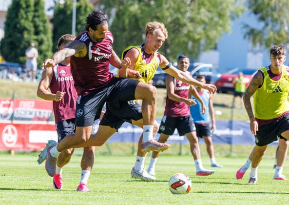 24.07.2026 - Fussball - 2. Fussball-Bundesliga - Saison 2026 2027 - 1. FC Nürnberg FCN Club - Trainingslager Sommer Sommertrainingslager Gais - Bruneck - Südtirol - Zink DaMa - xdaxmax - Adriano Grimaldi (39, 1. FC Nürnberg FCN ) Tim Janisch (32, 1. FC Nürnberg FCN ) *** July 24, 2026 Soccer 2 Soccer Bundesliga 2026–2027 Season 1 FC Nuremberg (FCN) Club Summer Training Camp Summer Training Camp in Gais, Brunico, South Tyrol Zink DaMa xdaxmax Adriano Grimaldi 39, 1 FC Nuremberg FCN Tim Janisch 32, 1 FC Nuremberg FCN